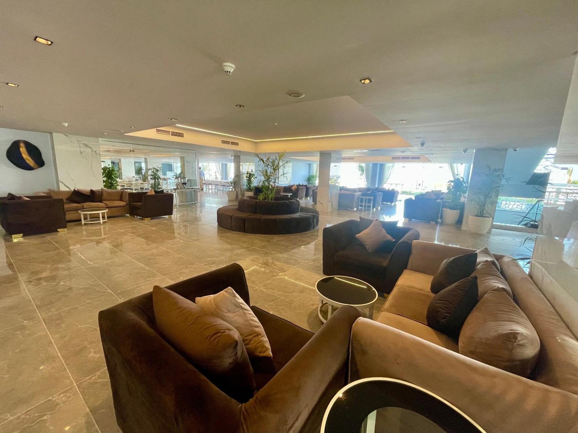 Porto Sokhna Beach Resort Ain Sukhna Buitenkant foto
